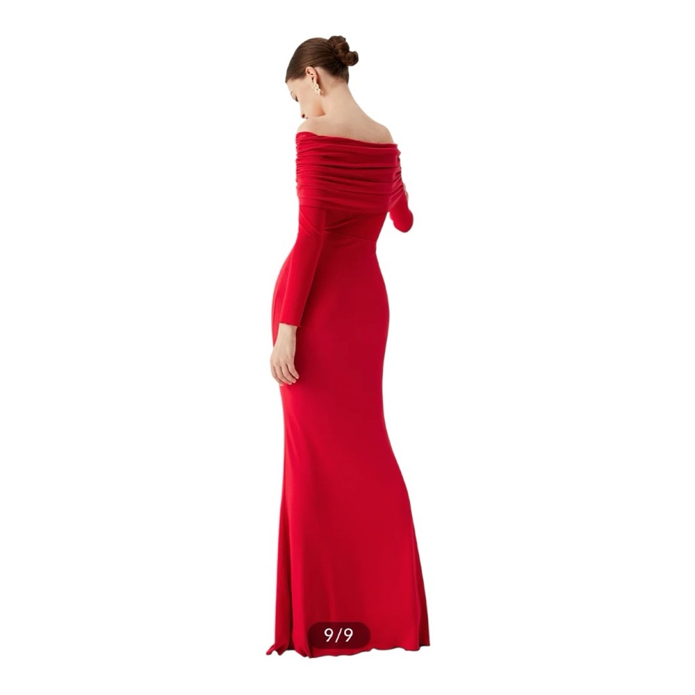 COMMENSE
Semi-Sheer Off-Shoulder Mesh Long Sleeve Long Dress COLOR - Red NWT - Picture 2 of 9
